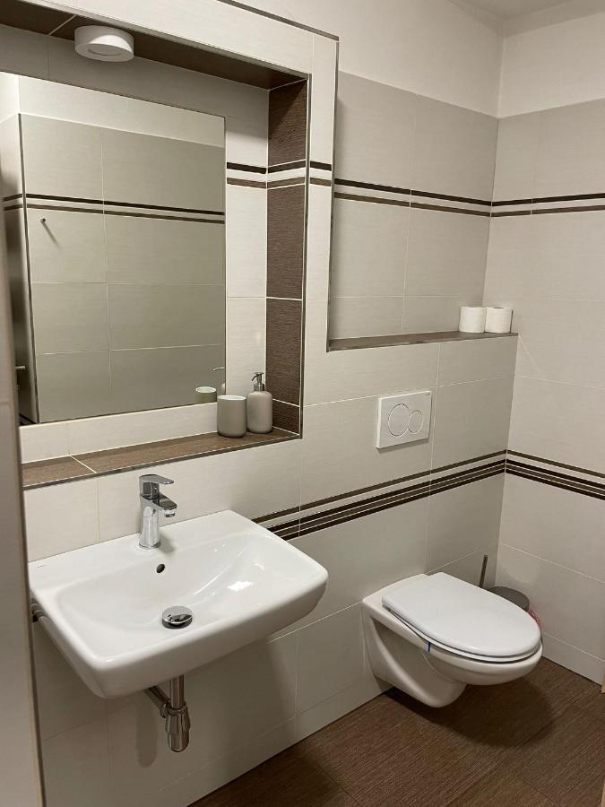 Hotel U Mesta Prahy Наход Екстер'єр фото